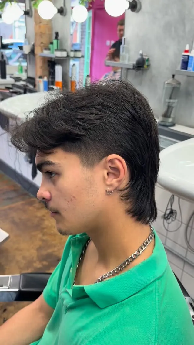 A soft, manageable mullet